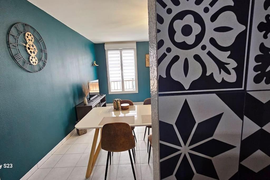 Appartement Calme Liévin Exteriör bild